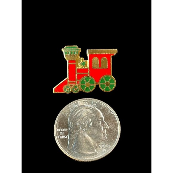 Vintage Norcross Inc Gold Tone Christmas Holiday Train Engine Enamel Brooch Pin - Picture 4 of 4